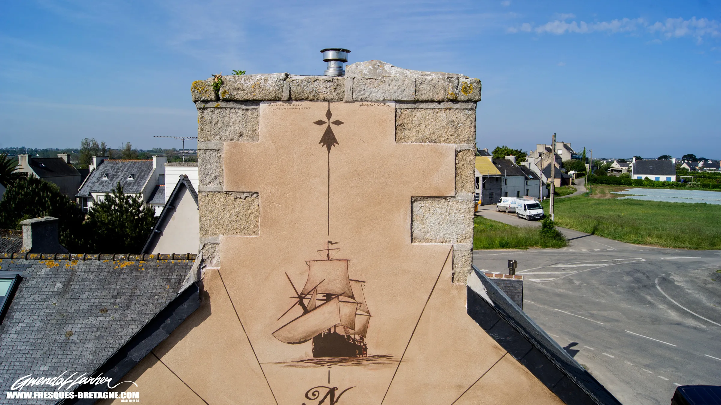 Détail trois-mâts dessiné en trompe-l'œil, mur de pignon du port de Moguériec